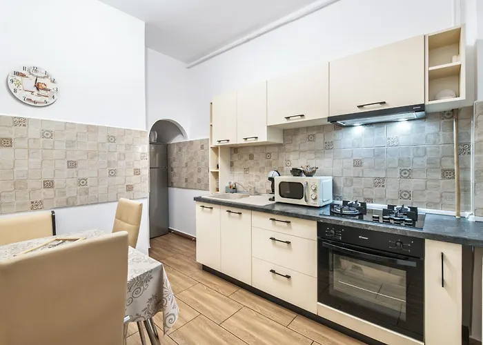 Mamamia - Amazing View - Tampa Mountain Apartment